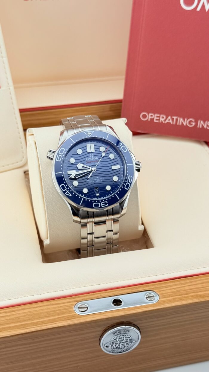Omega Seamaster Diver 300m