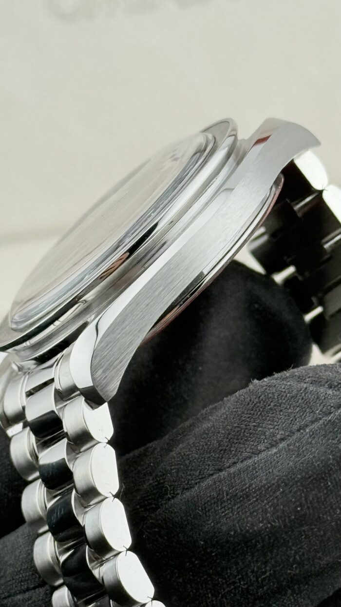 Omega REDUCED - immagine 11