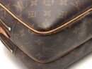 LOUIS VUITTON Reporter Monogram