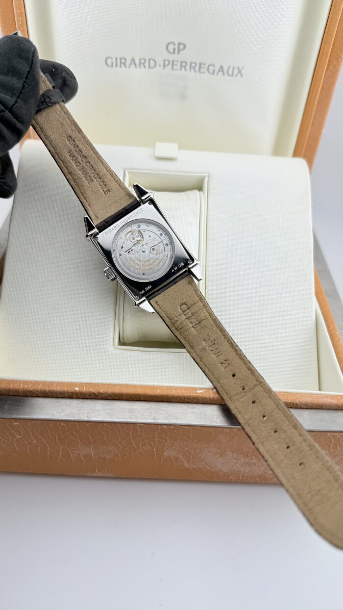 Girard Perregaux Vintage 1945 - immagine 7